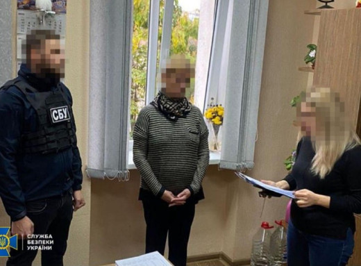 В Одесі викрили чиновниць міськради, які вихваляли путіна та закликали до капітуляції фото