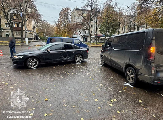 Водій на Audi спричинив потрійну ДТП у Сумах фото Водій на Audi спричинив потрійну ДТП у Сумах фото