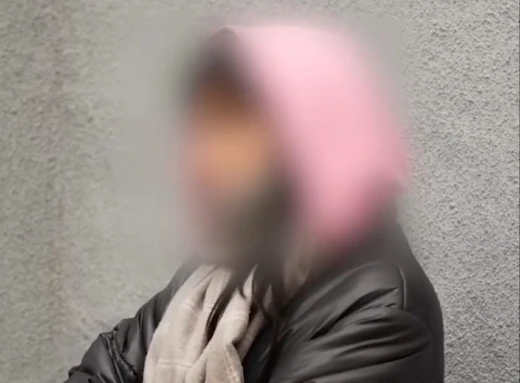 Сумські поліцейські затримали 22-річну наркозакладчицю фото