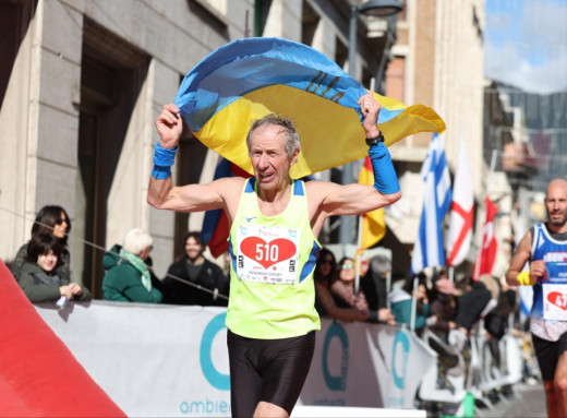 Сум’янин здобув «бронзу» на марафоні святого Валентина в Італії фото