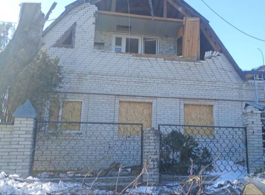 Наслідки вчорашніх авіаударів по Сумській громаді: пошкоджено понад 30 будинків фото