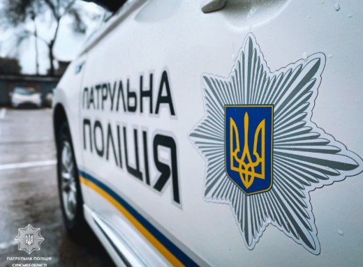У Сумах нетверезий мопедист намагався втекти від патрульних фото У Сумах нетверезий мопедист намагався втекти від патрульних фото