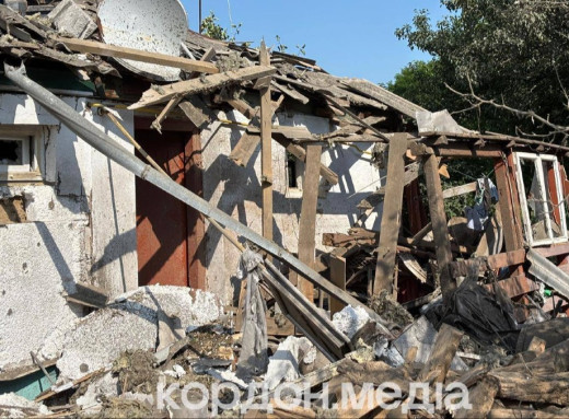 Сумщина під інтенсивними обстрілами: двоє загиблих, троє поранених за добу фото