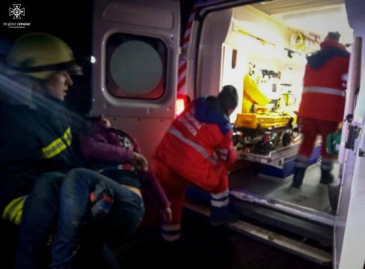 На Сумщині пожежники врятували жінку фото