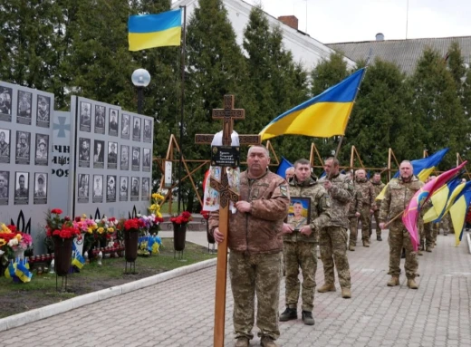 Роменці провели в останню путь захисника Владислава Куліміна фото