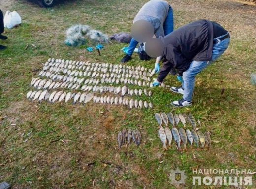 На Кролевеччині затримали рецидивістів-браконьєрів з великим уловом фото