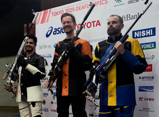 Новий медальний день Дефлімпіади: сумський спортсмен Дмитро Петренко здобув другу медаль фото