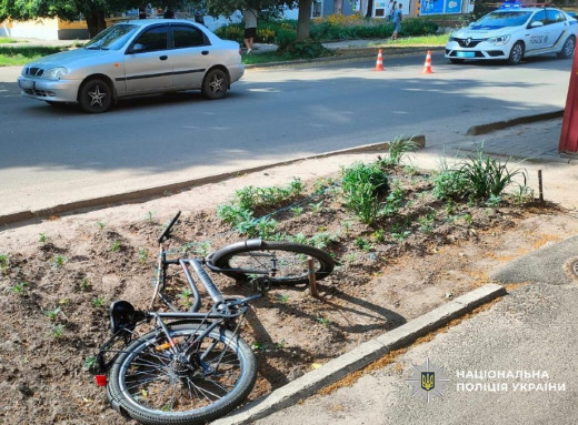 У Сумах збили пенсіонерку на велосипеді фото У Сумах збили пенсіонерку на велосипеді фото