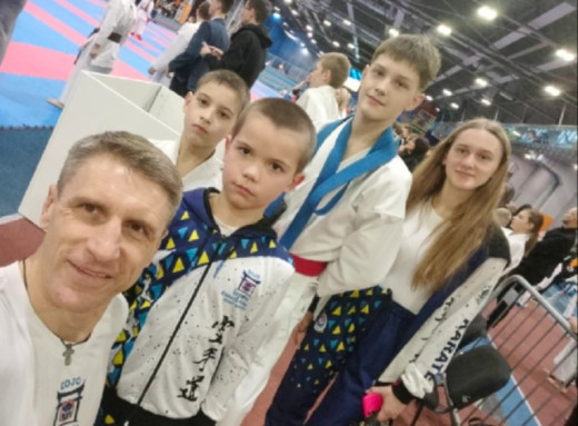 Спортсмени Сумщини зі школи карате «Самурай Додзьо» вибороли низку медалей на Кубку України фото