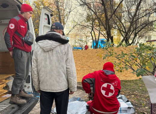 Унаслідок нічних атак «шахедами» пошкоджено 18 будівель, 326 вікон та інфраструктуру фото Унаслідок нічних атак «шахедами» пошкоджено 18 будівель, 326 вікон та інфраструктуру фото