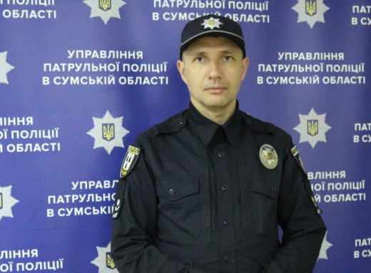 У Сумах поліцейський врятував дитину, яка тонула в озері фото