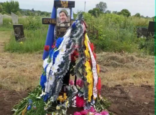 На Охтирщині попрощалися із захисником Анатолієм Приймою фото