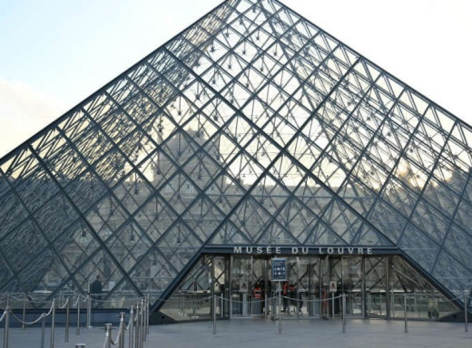 У Франції викрили масштабну схему з квитками до Лувру: затримано працівників і гідів фото