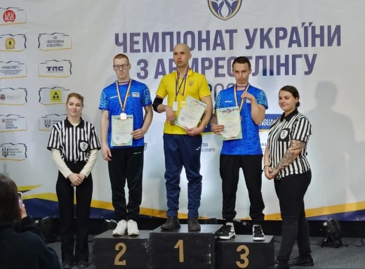 Сум’яни здобули медалі на чемпіонаті України з параармрестлінгу фото
