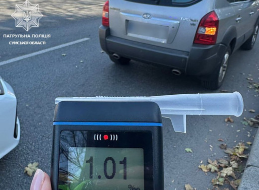 У центрі Сум п'яний водій попався, проїхавши на червоне світло фото