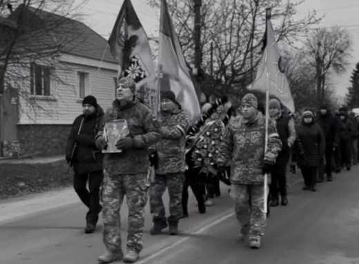 У Путивлі попрощалися із захисником Анатолієм Третяковим фото