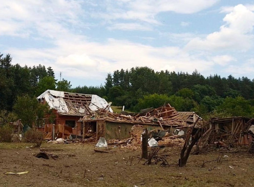 Окупанти знову обстріляли Сумщину: є загиблий та нові руйнування фото Окупанти знову обстріляли Сумщину: є загиблий та нові руйнування фото