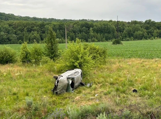 На Охтирщині у ДТП загинув водій, дві пасажирки травмовані фото