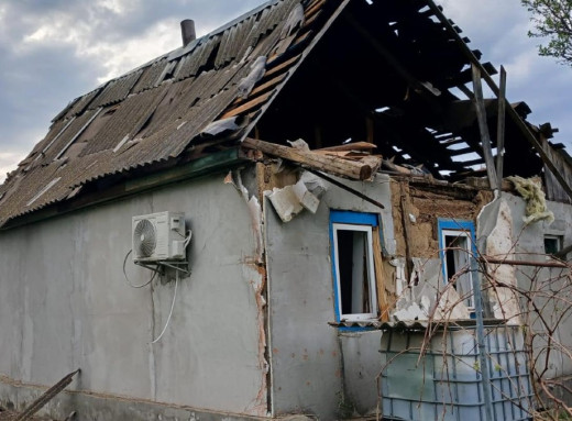 Поліція зафіксувала наслідки 217 російських ударів по Сумщині (фото) фото Поліція зафіксувала наслідки 217 російських ударів по Сумщині (фото) фото