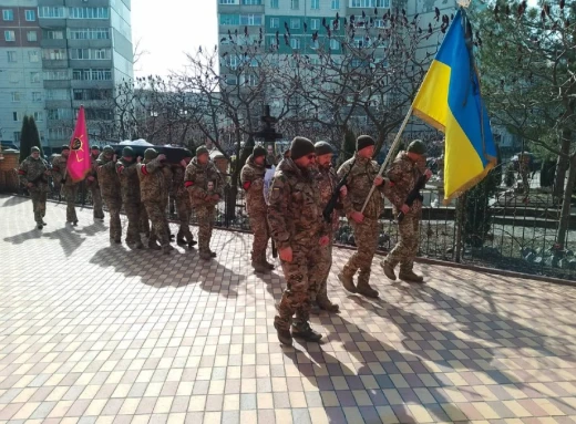 Сум’яни провели в останню путь двох захисників України фото