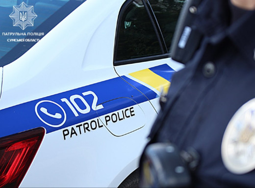 На блокпостах у Сумах патрульні затримали двох розшукуваних чоловіків фото На блокпостах у Сумах патрульні затримали двох розшукуваних чоловіків фото
