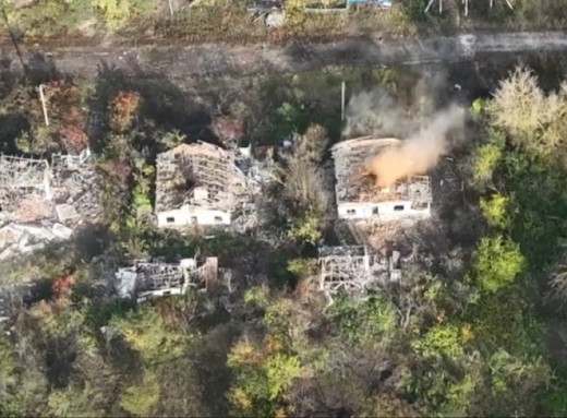 Бої за Олексіївку на Сумщині тривають фото