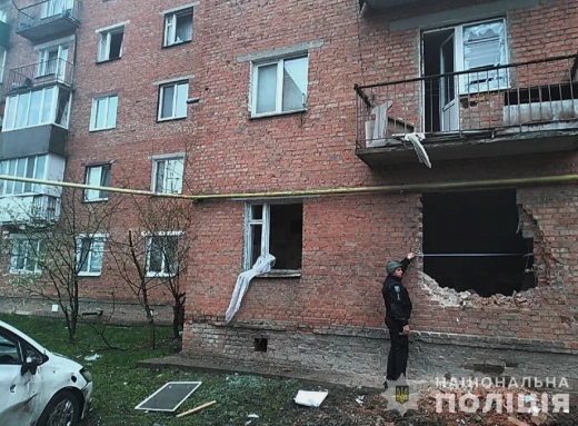 Окупанти завдали ударів по Сумщині: 5 будинків пошкоджено, 1 людина поранена (фото) фото