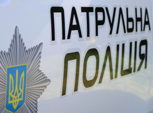 Понад 2,8 проміле: на Лесі Українки патрульні зупинили п'яного водія за викликом містян фото