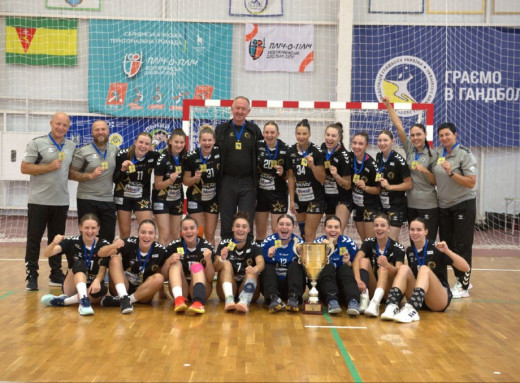 Конотопські гандболістки зіграли за Суперкубок України фото