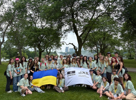 Школярки з Сумщини стали призерками міжнародної екологічної олімпіади у США фото
