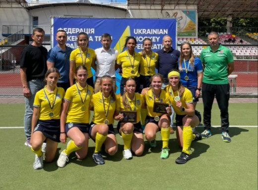 "Сумчанка" здобула "золото" на Чемпіонаті України з хокею-5s фото "Сумчанка" здобула "золото" на Чемпіонаті України з хокею-5s фото