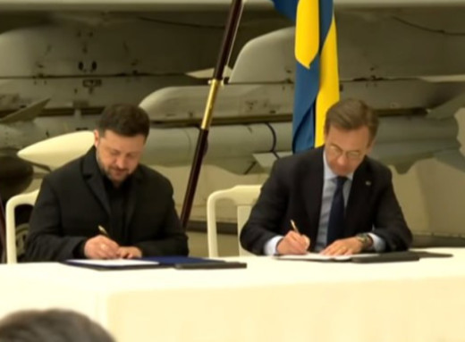 Швеція передасть Україні 16 винищувачів Gripen для посилення ППО фото