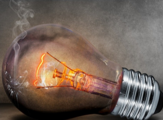 На Сумщині введено аварійні відключення електроенергії для 1 і 2 черг фото