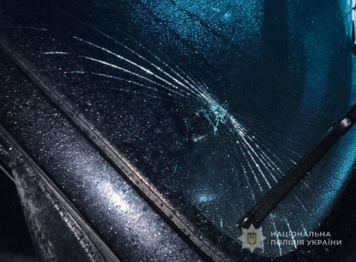 На Шосткинщині 20-річний водій на Ланосі збив пішохода фото На Шосткинщині 20-річний водій на Ланосі збив пішохода фото