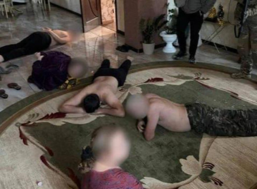 У Києві псевдоясновидиці наживалися на горі родин загиблих і зниклих безвісти військових фото