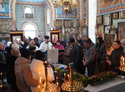 В Охтирці попрощалися із захисником Олегом Шелестом фото