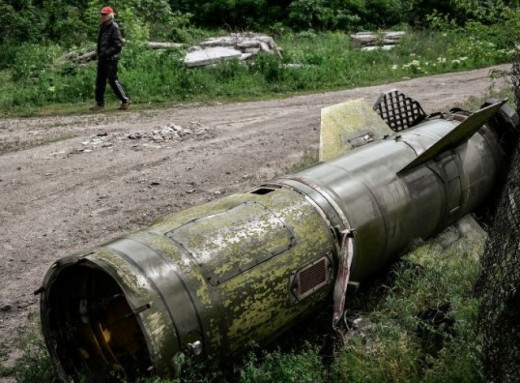 У Криму впала російська ракета: зруйновано будинок фото