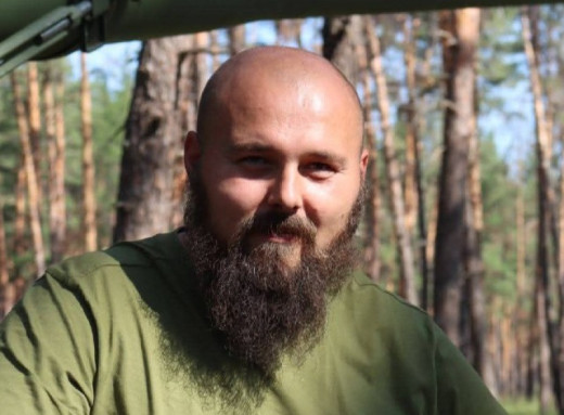 Рідні загиблого офіцера Артема Князєва просять підтримати петицію про присвоєння звання Героя України фото