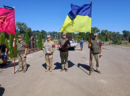 У Лебедині поховали старшого сержанта Сергія Кулябку фото