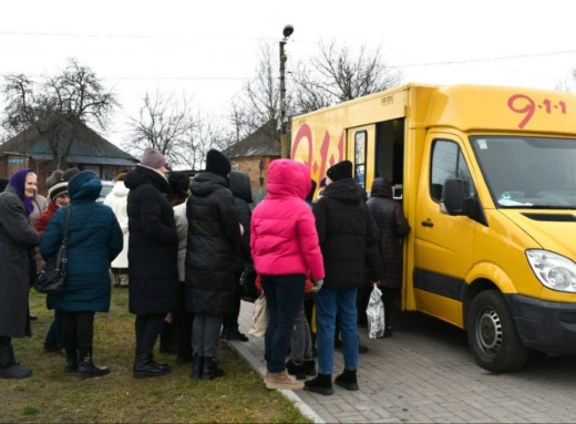 На Сумщині запрацював мобільний аптечний пункт фото