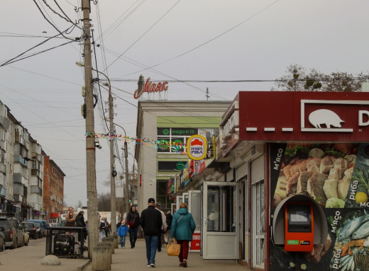 Сумська весна на проспекті Перемоги – фоторепортаж фото