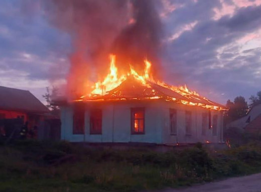 На Сумщині окупанти поранили 76-річного мешканця Білопілля фото На Сумщині окупанти поранили 76-річного мешканця Білопілля фото
