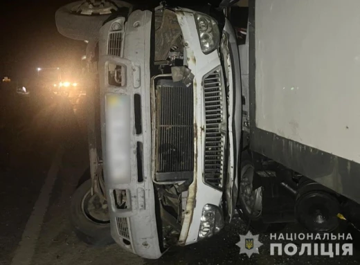 Трагедія на Сумщині: водій вантажівки загинув у ДТП фото