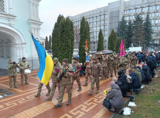 Сумська громада попрощалася з 49-річним захисником Олексієм Шаховим фото