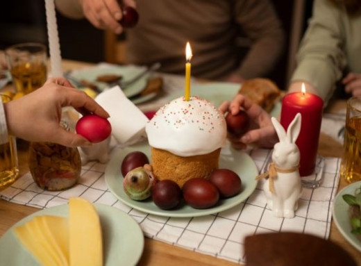 Великдень без переїдання: як вийти з посту та не зашкодити травленню фото
