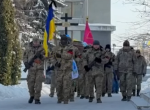 У Сумах провели в останню путь капітана Романа Воронова фото