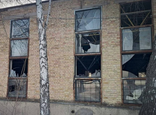 Масовані обстріли прикордоння: під ударом ворога опинилися 15 громад області фото