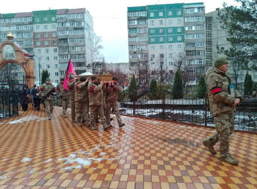 Сум’яни попрощалися із захисником Віталієм Охріменком фото