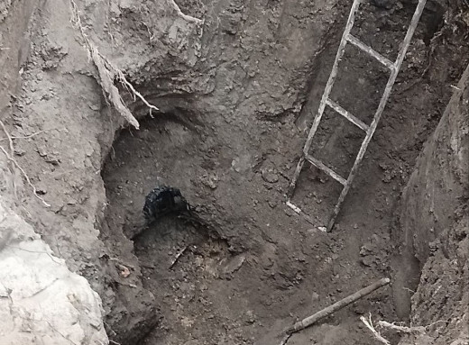 У Сумах лататимуть аварійну трубу: частина району буде без води фото У Сумах лататимуть аварійну трубу: частина району буде без води фото