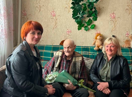 Житель Недригайлівщини Іван Мазний відзначив свій 100-річний ювілей фото